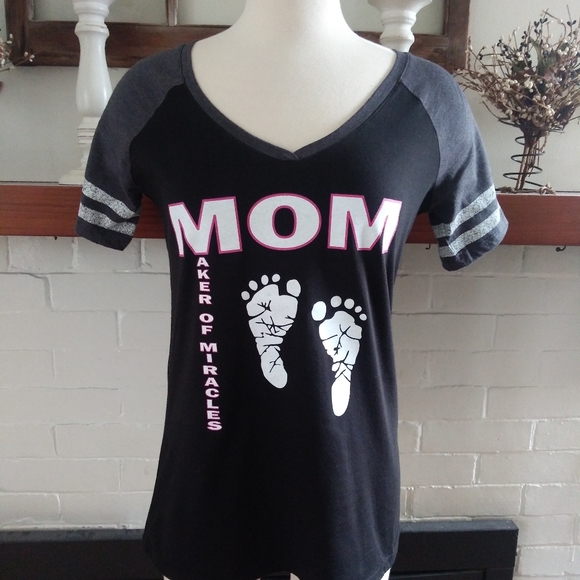 Tops - 🌟HP🌟MOM - Maker Of Miracles Shirt